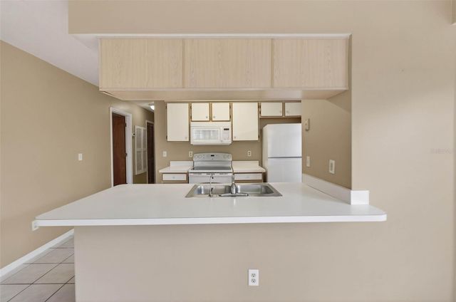 2027 ROYAL BAY BOULEVARD 80, Kissimmee, FL 34746