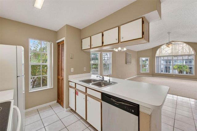 2027 ROYAL BAY BOULEVARD 80, Kissimmee, FL 34746