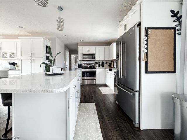 2857 Maco Drive, Norton, OH 44203