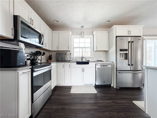 2857 Maco Drive, Norton, OH 44203