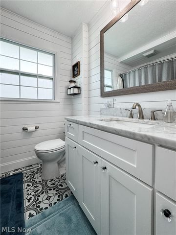 2857 Maco Drive, Norton, OH 44203