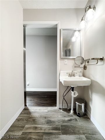 2857 Maco Drive, Norton, OH 44203