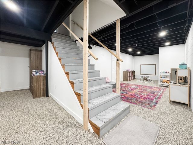 2857 Maco Drive, Norton, OH 44203