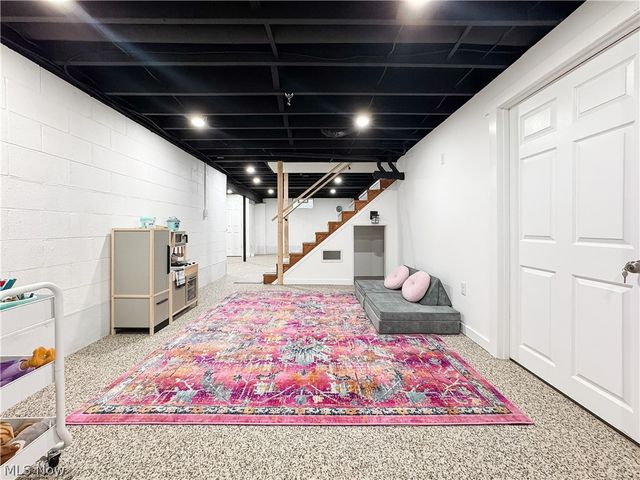 2857 Maco Drive, Norton, OH 44203