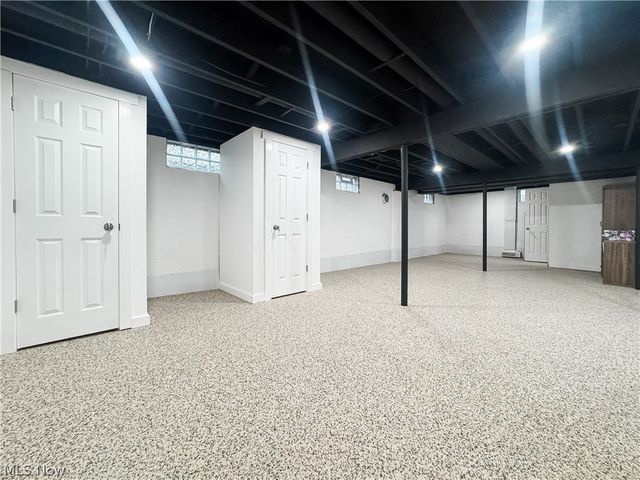 2857 Maco Drive, Norton, OH 44203