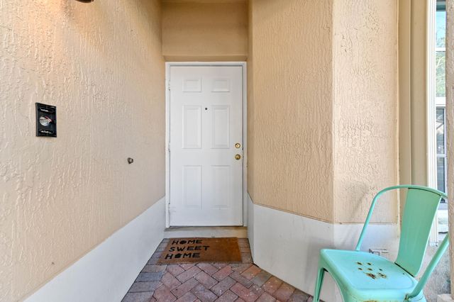 6374 Park Lake Circle, Boynton Beach, FL 33437