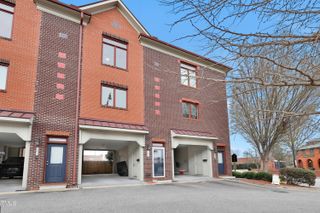 147 Pennmark Place, Fayetteville, NC 28301