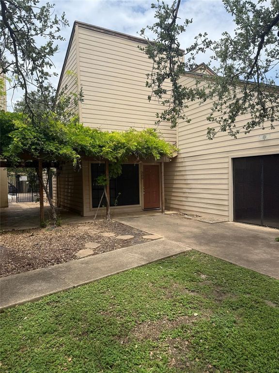 4159 Steck Ave 300, Austin, TX 78759
