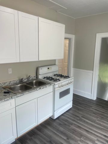 6469 Westpoint Street, Taylor, MI 48180