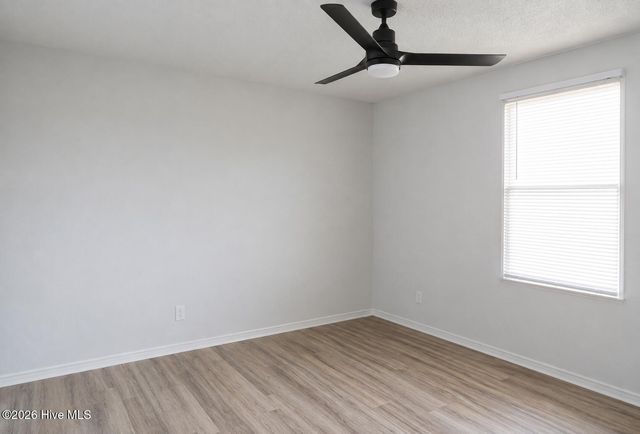 4613 Oak Crest Drive SE, Southport, NC 28461