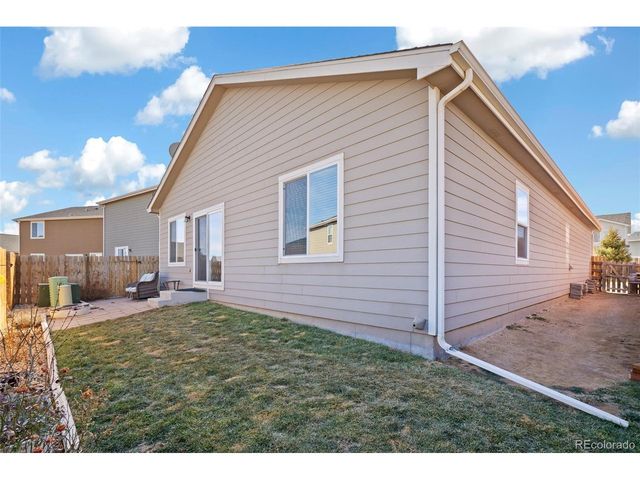401 Vista Blvd, Lochbuie, CO 80603