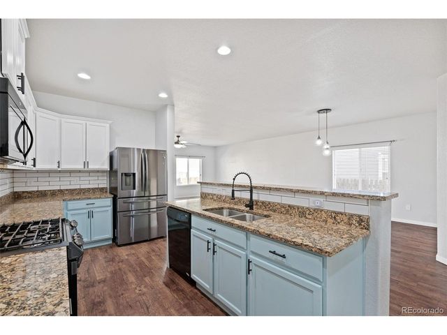 401 Vista Blvd, Lochbuie, CO 80603