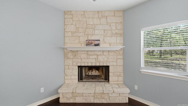 105 Wild Stallion, La Vernia, TX 78121