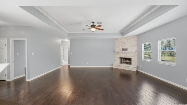 105 Wild Stallion, La Vernia, TX 78121