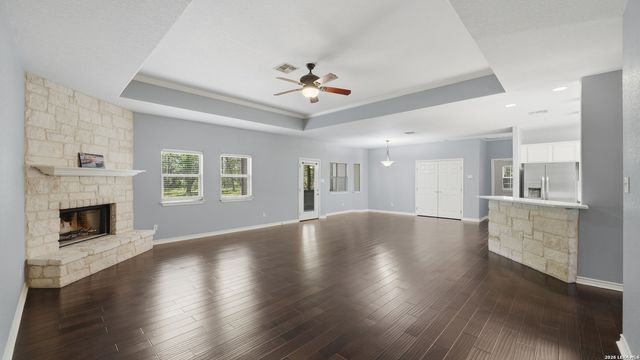 105 Wild Stallion, La Vernia, TX 78121