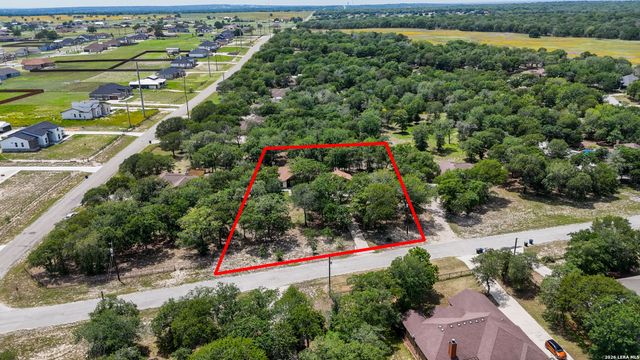 105 Wild Stallion, La Vernia, TX 78121