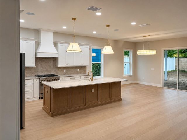 1911 SE 27TH ROAD, Ocala, FL 34471