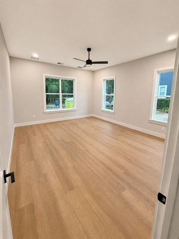 1911 SE 27TH ROAD, Ocala, FL 34471