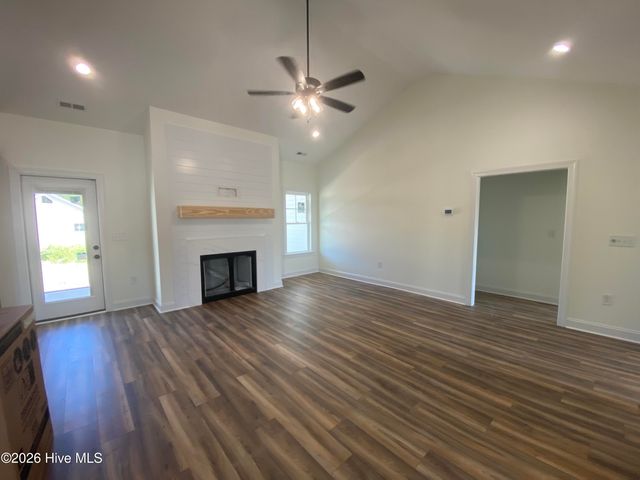 9641 Hinnant Edgerton Road, Kenly, NC 27542