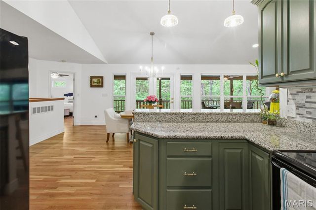 15689 State Road T, De Soto, MO 63020