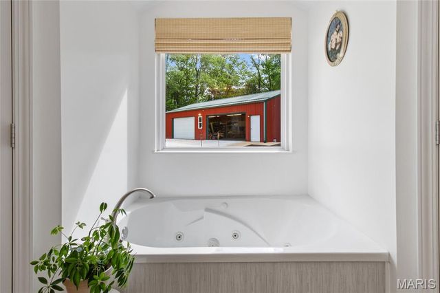 15689 State Road T, De Soto, MO 63020