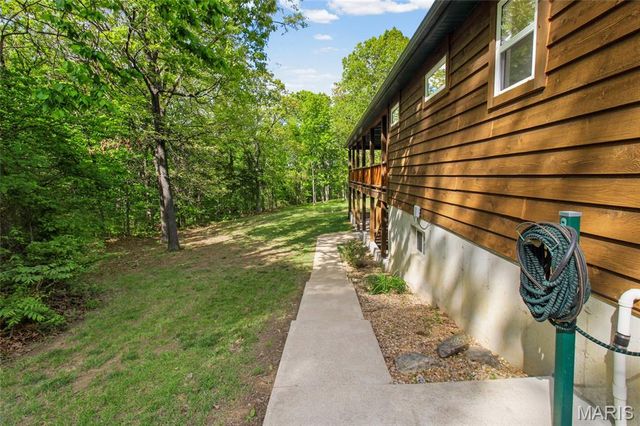 15689 State Road T, De Soto, MO 63020