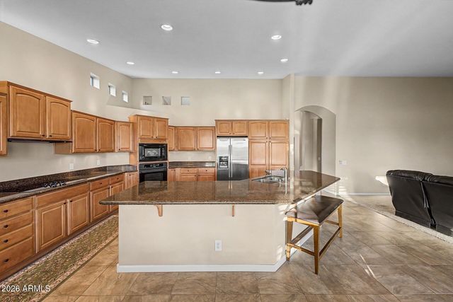 24320 S LAKEWAY Circle SW, Sun Lakes, AZ 85248