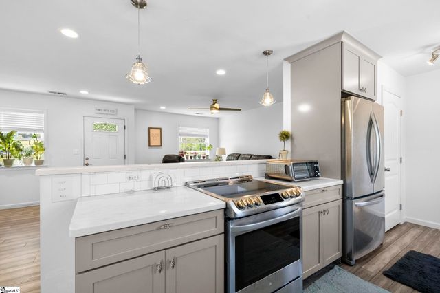 7 Belvue School Road, Travelers Rest, SC 29690