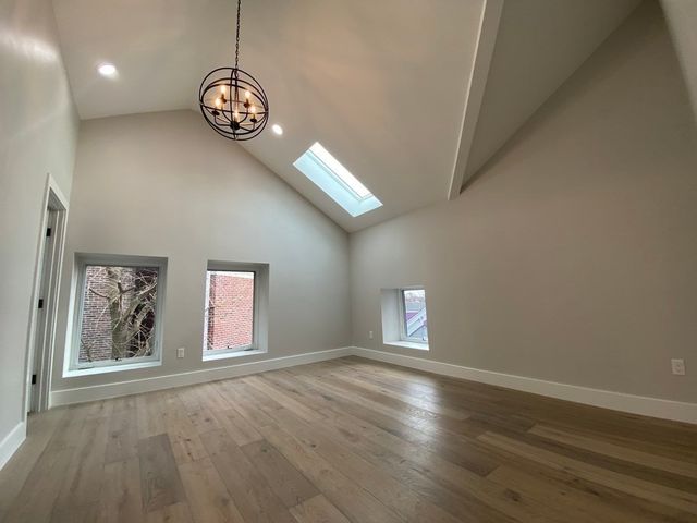 300 Somerville I, Somerville, MA 02143