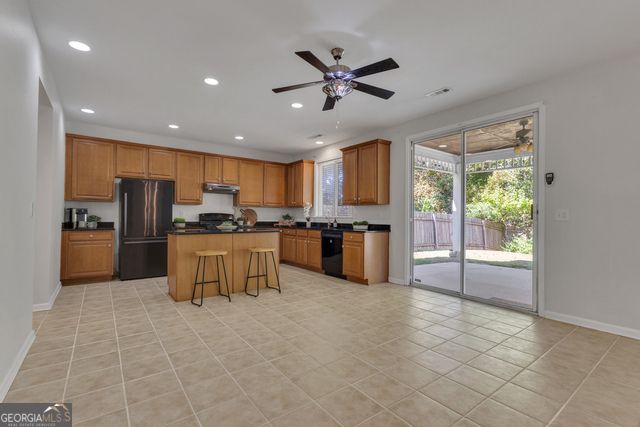 24 Brookview Drive, Newnan, GA 30265