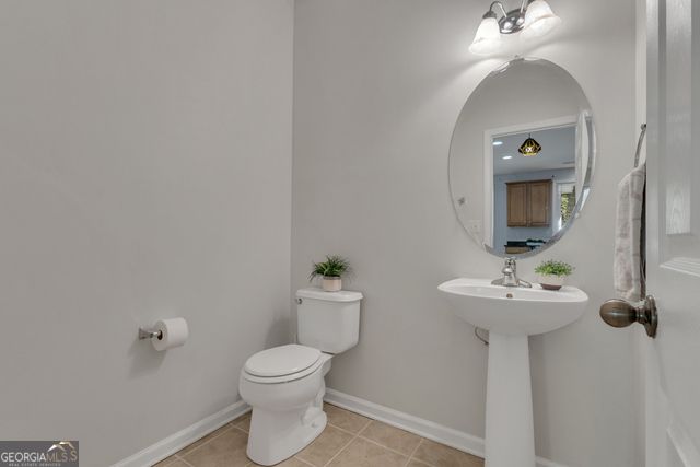 24 Brookview Drive, Newnan, GA 30265