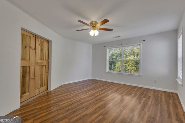 24 Brookview Drive, Newnan, GA 30265