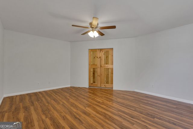 24 Brookview Drive, Newnan, GA 30265