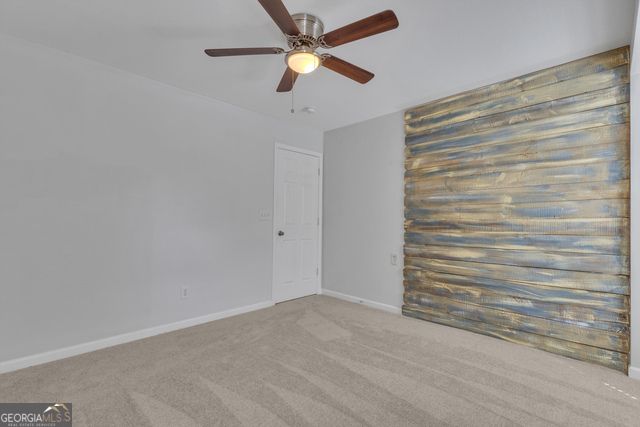 24 Brookview Drive, Newnan, GA 30265