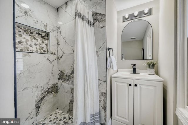 77 S CENTER ST, Westminster, MD 21157