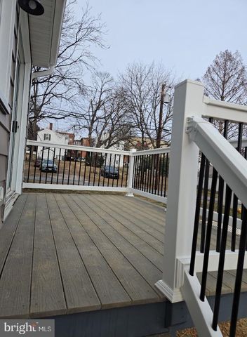 77 S CENTER ST, Westminster, MD 21157