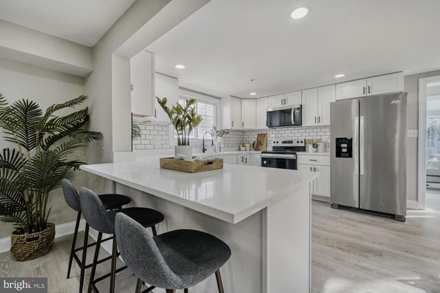 77 S CENTER ST, Westminster, MD 21157