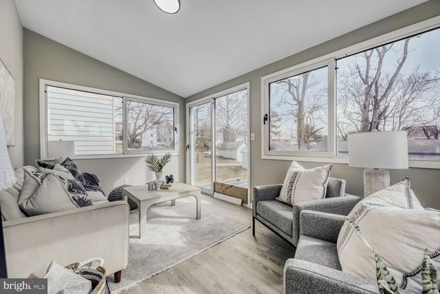 77 S CENTER ST, Westminster, MD 21157