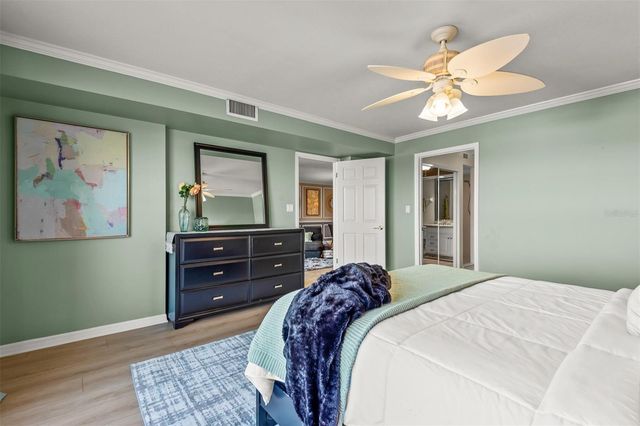533 MARINA POINT DRIVE 533, Daytona Beach, FL 32114