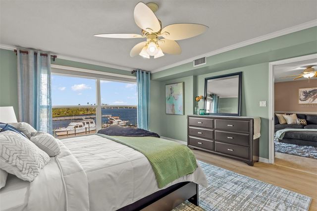 533 MARINA POINT DRIVE 533, Daytona Beach, FL 32114