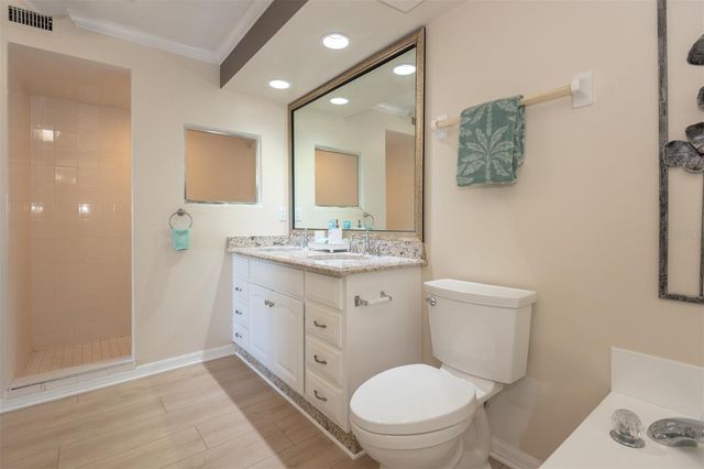 533 MARINA POINT DRIVE 533, Daytona Beach, FL 32114