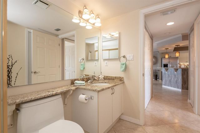 533 MARINA POINT DRIVE 533, Daytona Beach, FL 32114