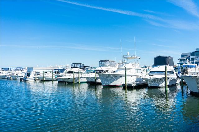 533 MARINA POINT DRIVE 533, Daytona Beach, FL 32114