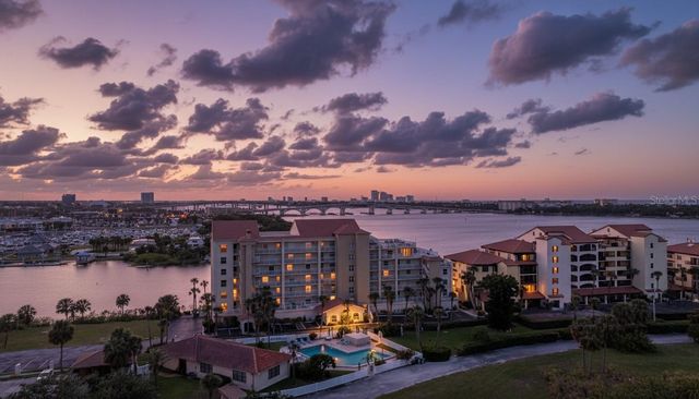 533 MARINA POINT DRIVE 533, Daytona Beach, FL 32114