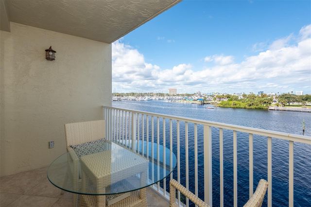533 MARINA POINT DRIVE 533, Daytona Beach, FL 32114