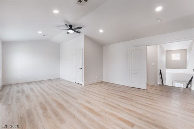 2100 Desert Peak Road, Las Vegas, NV 89134