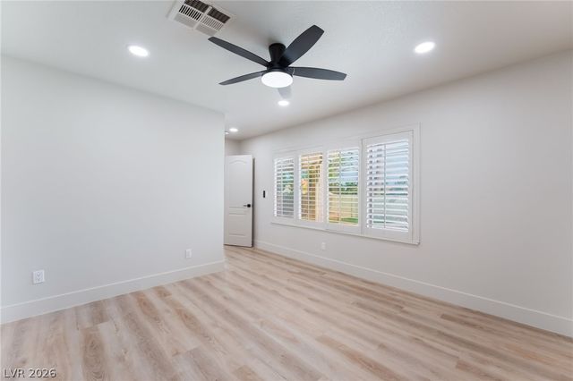 2100 Desert Peak Road, Las Vegas, NV 89134
