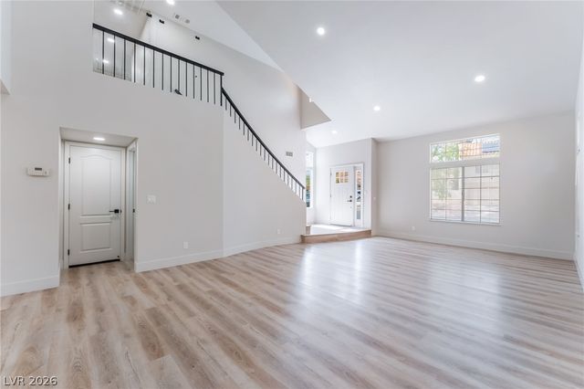 2100 Desert Peak Road, Las Vegas, NV 89134