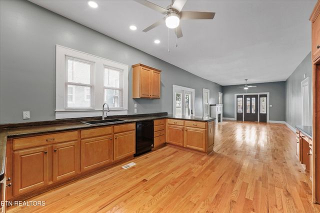 2503 Jefferson Ave, Knoxville, TN 37914