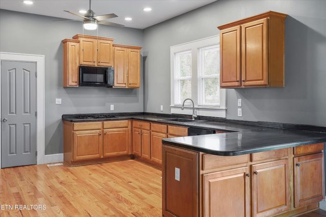 2503 Jefferson Ave, Knoxville, TN 37914